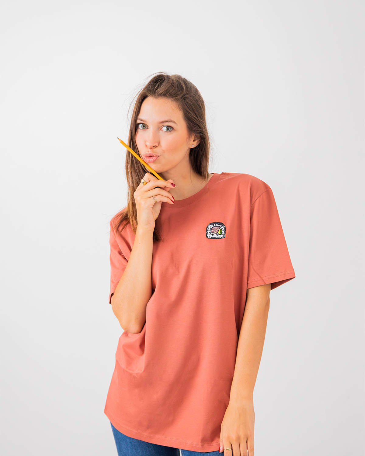 T-shirt ricamata "Uramaki"