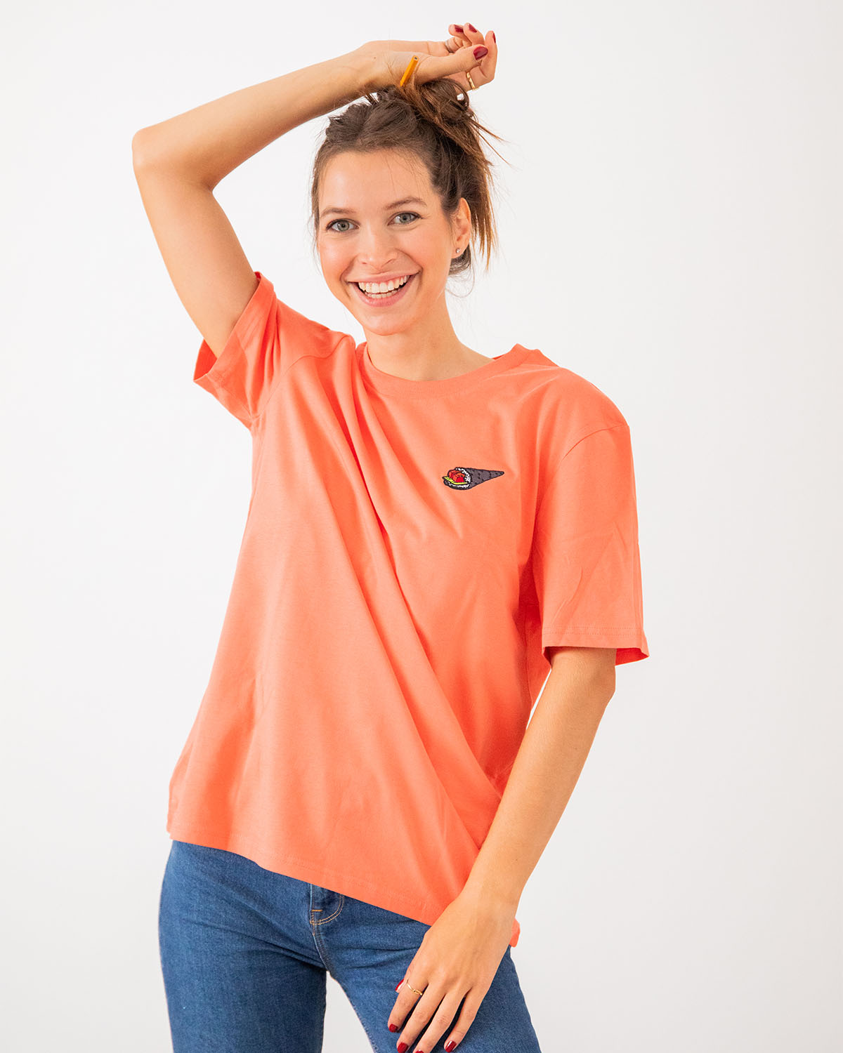 T-shirt ricamata "Temaki"